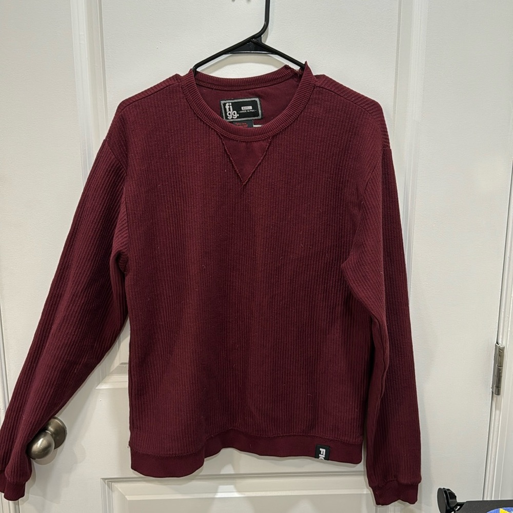 The clothes I’m selling are all new wore once, just don’t want to hoard clothes